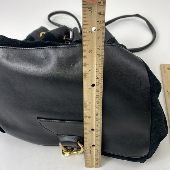 LAURA SCOTT BUCKET BACKPACK - Picture 3 of 7